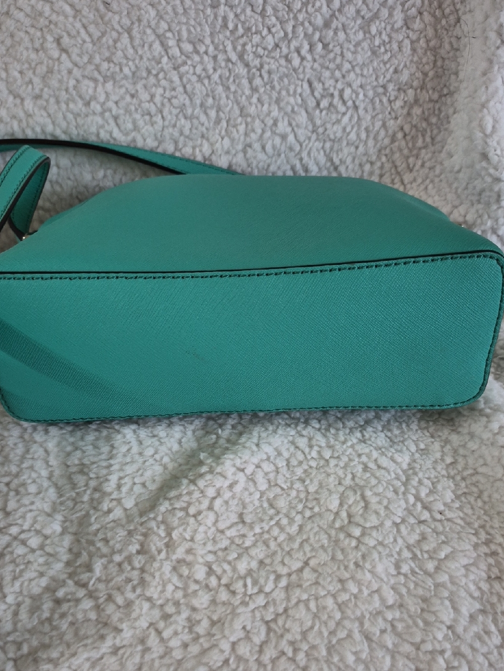 Kate Spade Crossbody - Picture 3 of 5